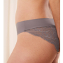Majtki Triumph Body Make-Up Illusion Lace Highleg Tai